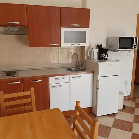 Apartments Primošten Buitenkant foto