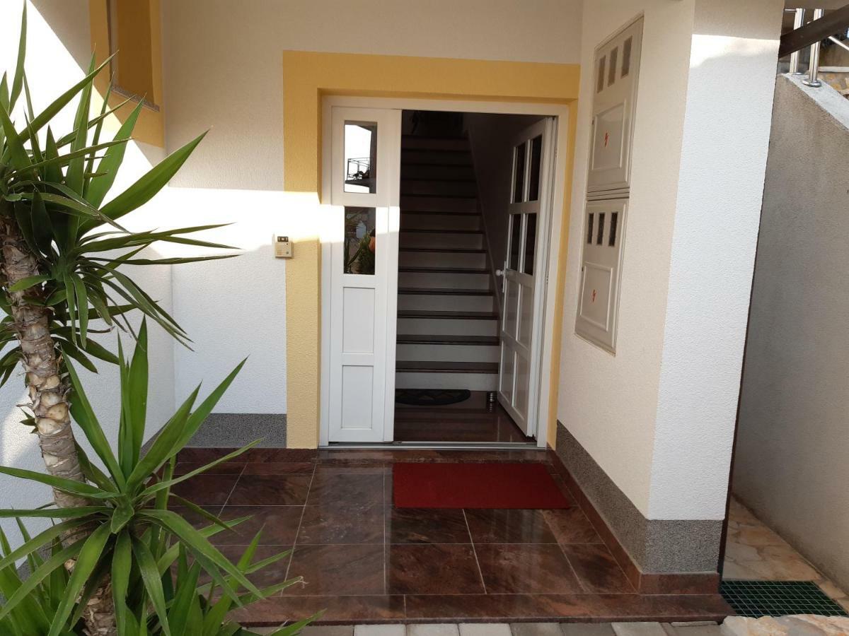 Apartments Primosten